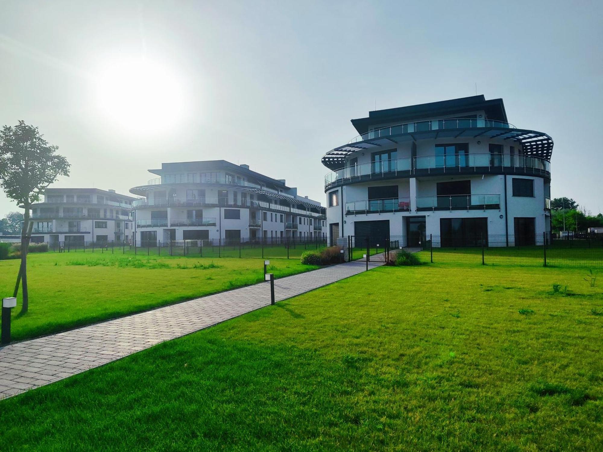 Royal Liberty Apartment Keszthely Ngoại thất bức ảnh